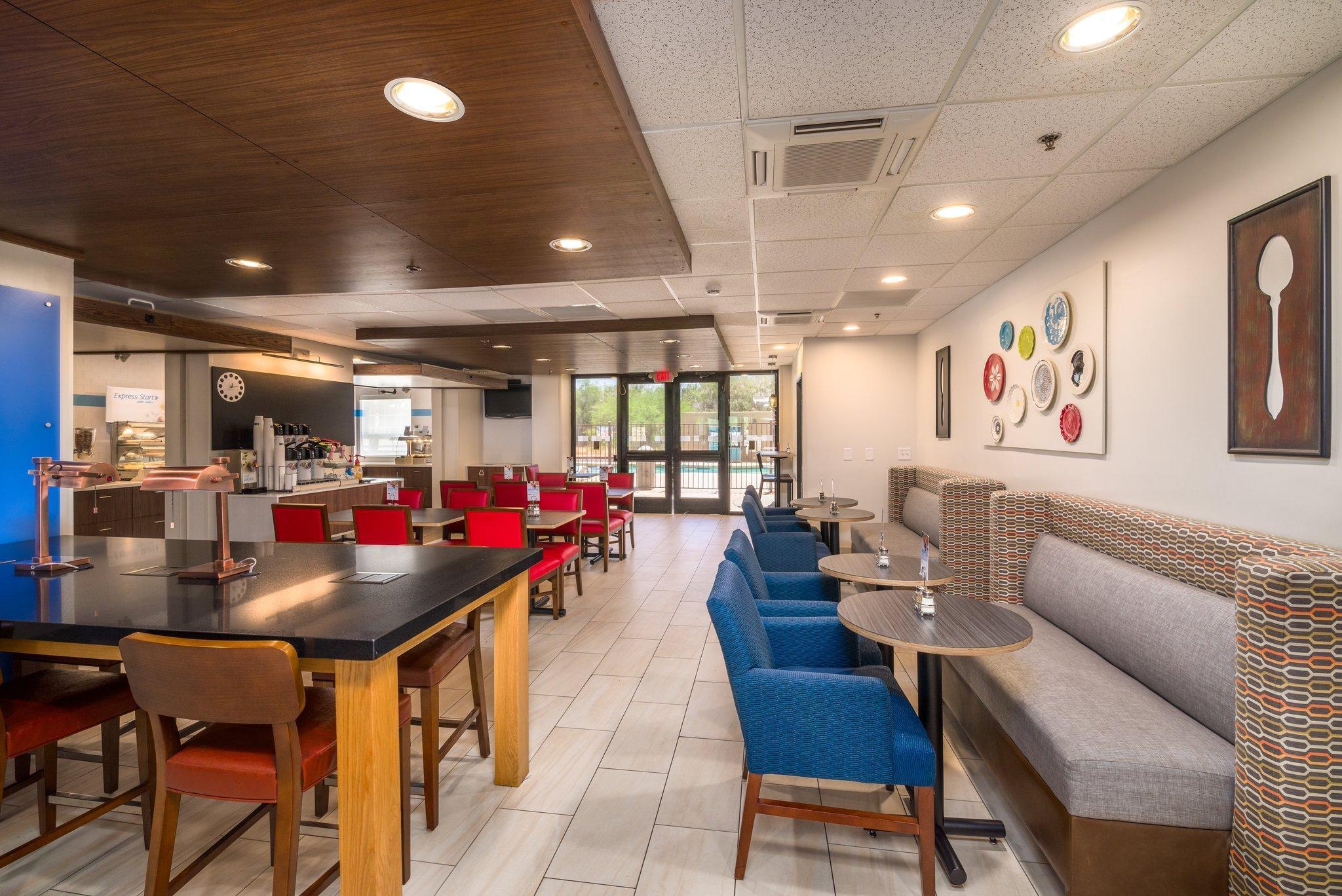 Holiday Inn Express Phoenix-Airport/University Drive By Ihg Esterno foto
