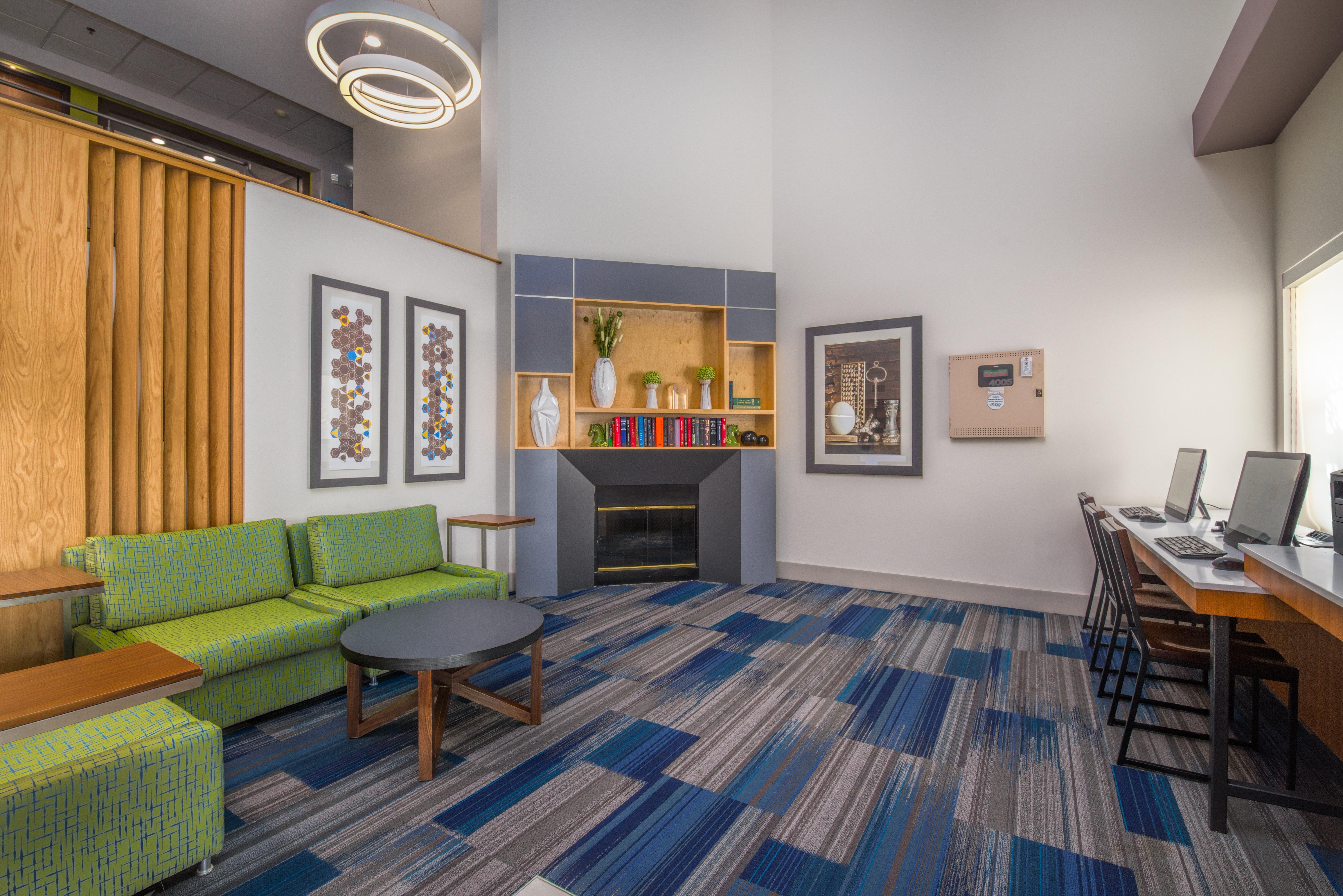 Holiday Inn Express Phoenix-Airport/University Drive By Ihg Esterno foto